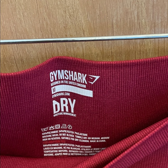 Gymshark Raspberry Leggings - Picture 2 of 5